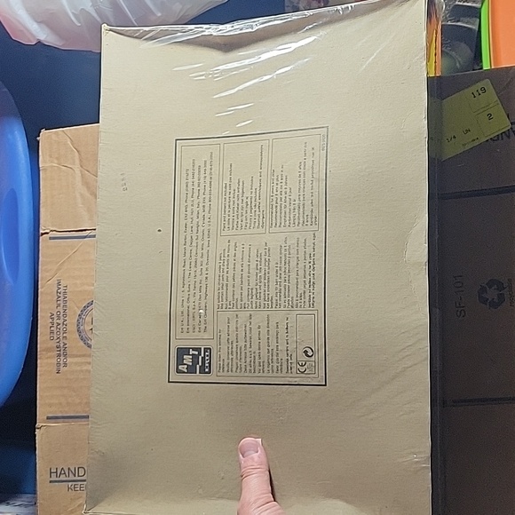 HTF Vintage New Sealed AMT ERTL Star Trek U.S.S. Excelsior  1994 Model 6630 - Picture 2 of 3